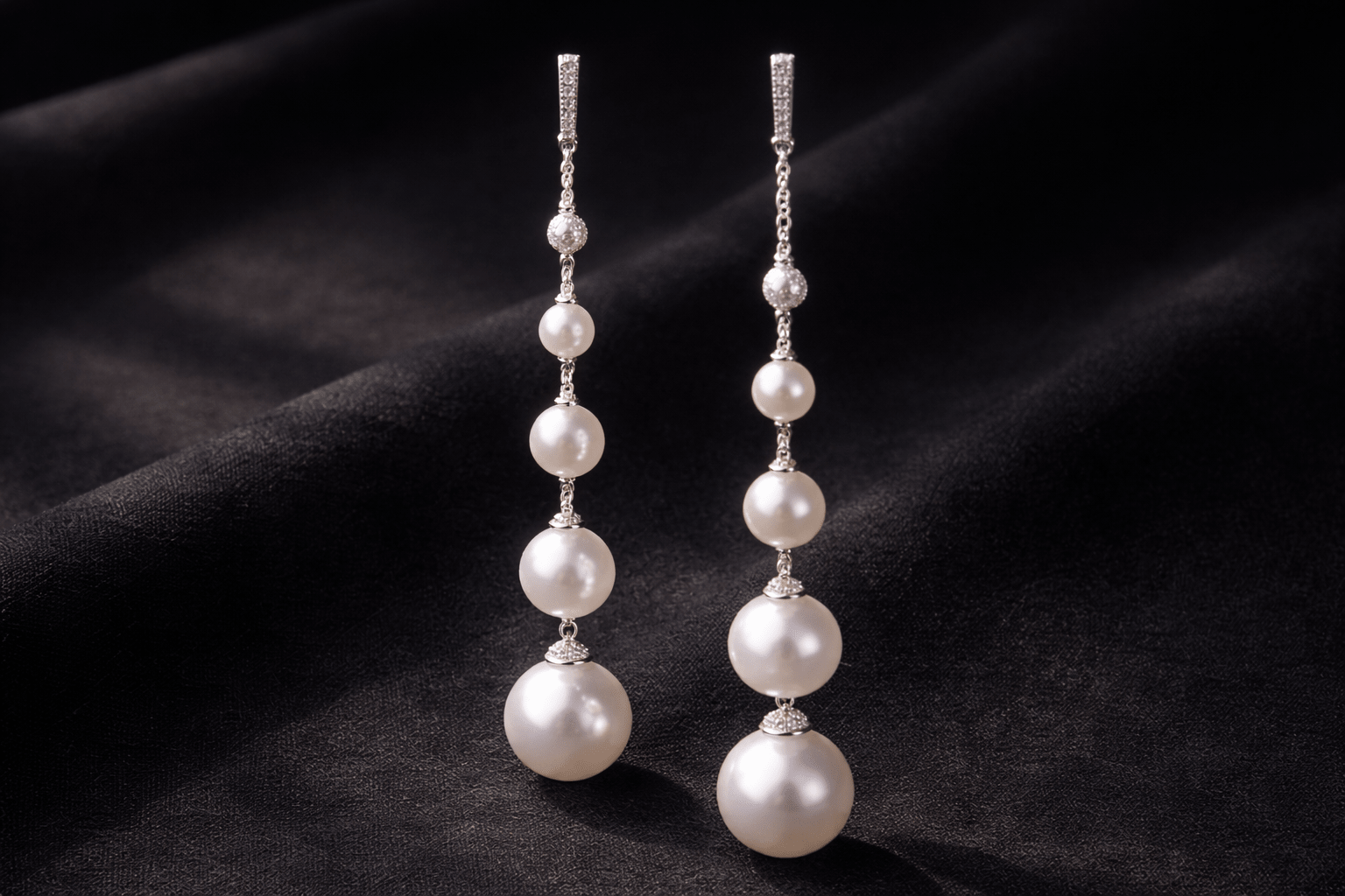 pearlsonly-blog-100-image-3-pearl - Estilos dramáticos de pendientes colgantes largos con perla - Joyas con perlas - pearlsonly