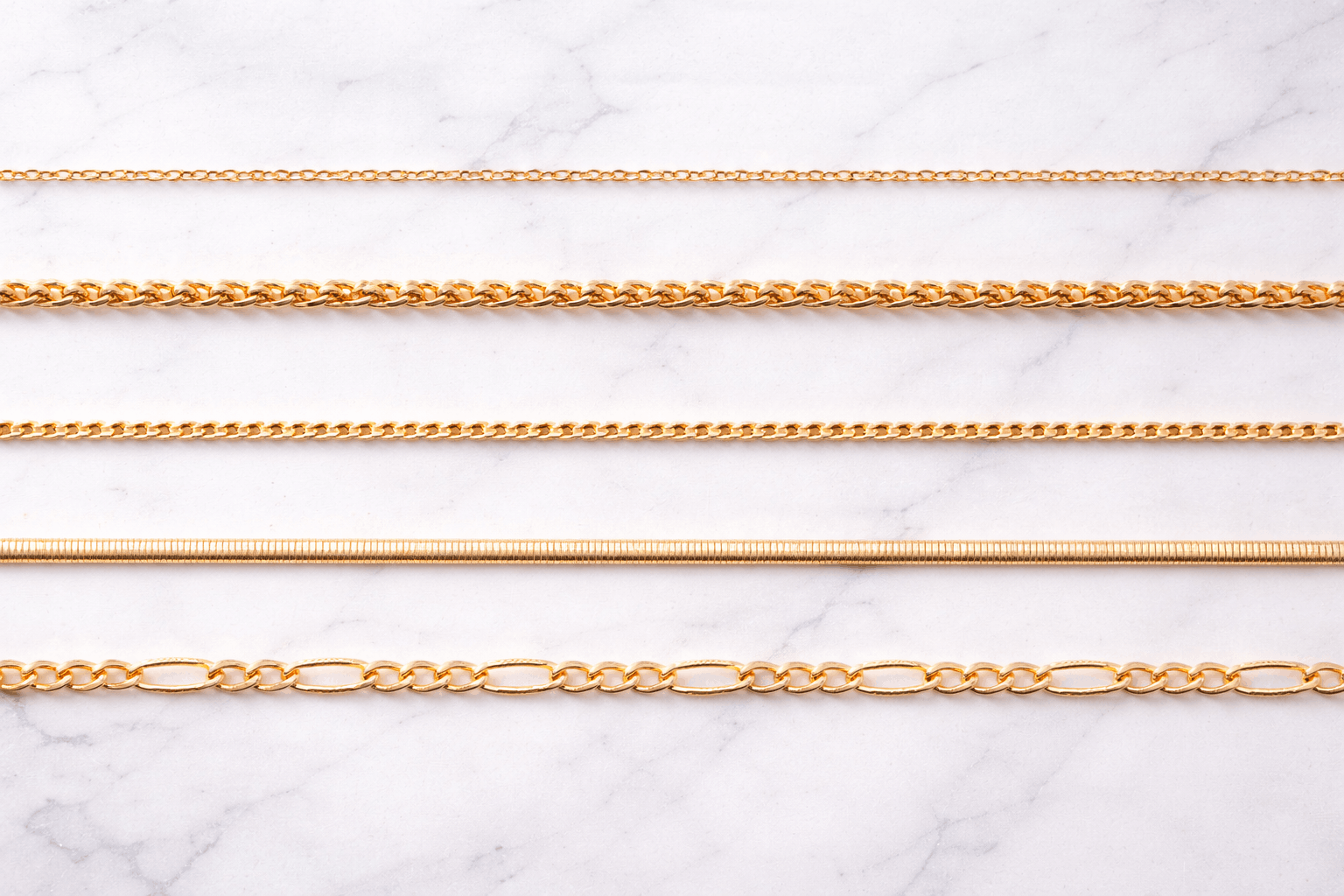 Estilos de cadena para collares de oro femeninos