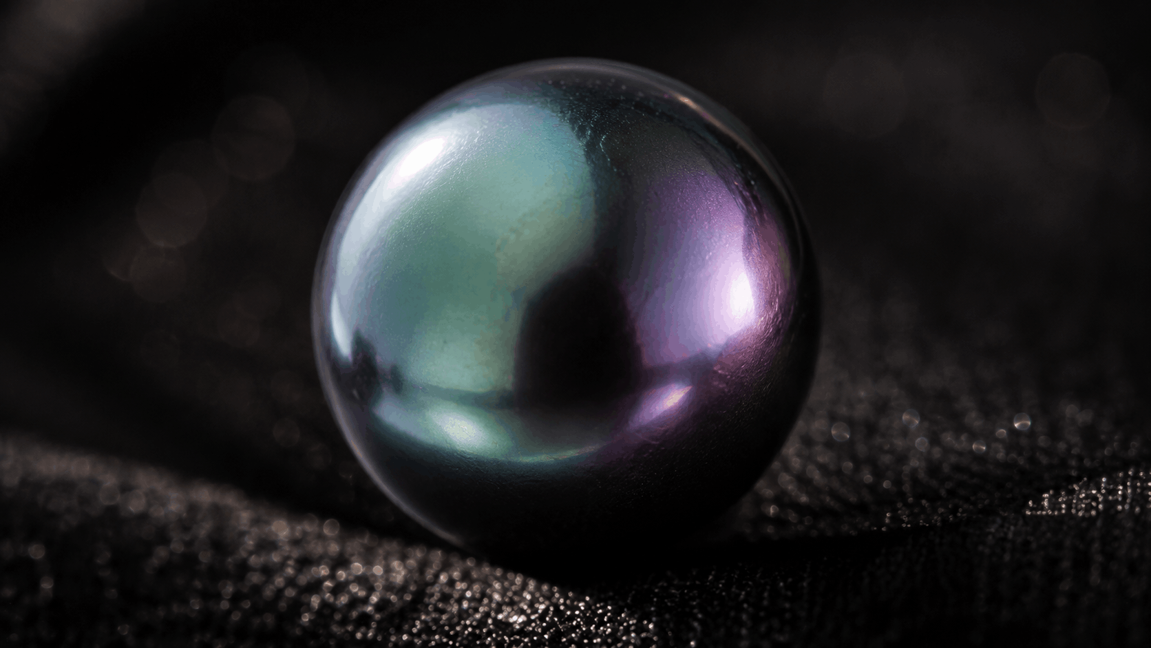 01. Qué son los Black Pearl Earrings